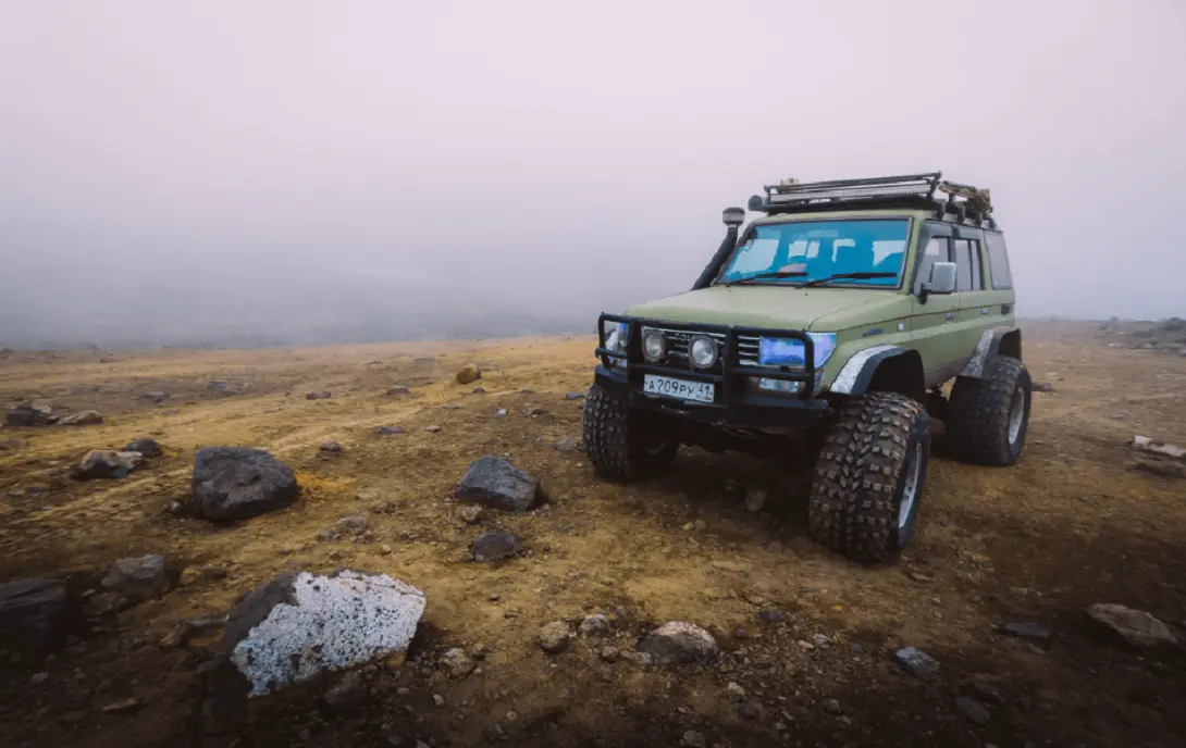 Uttarakhand mountain road taxi journey